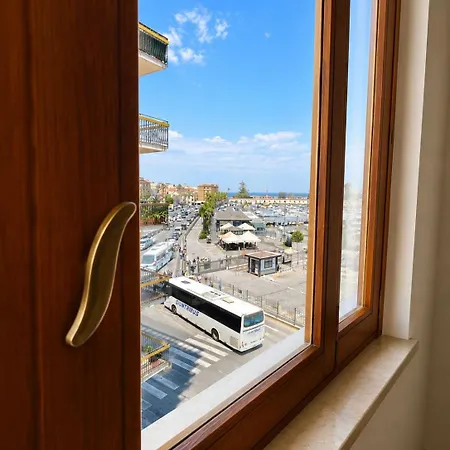 Harbor Elegance Estate Milazzo
